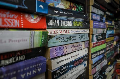 KEDAI BUKU TERPAKAI
