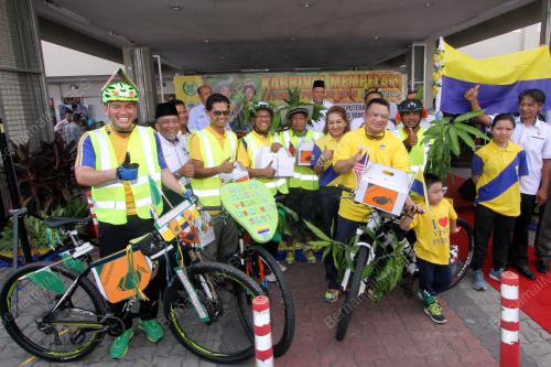 PR05_15052009_KAYUH_HARUMANIS