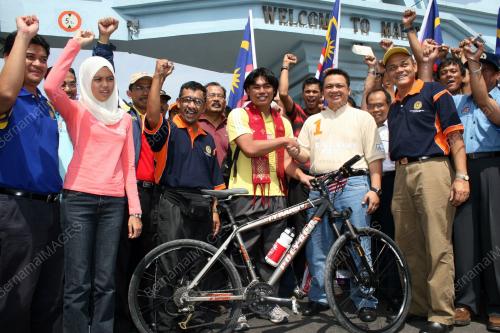 TUANKU SYED FAIZUDDIN PUTRA JAMALULLAIL