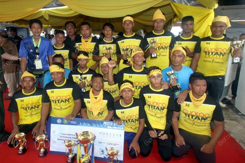 PR05_16112006_PERAHU_PANJANG