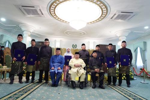 TUANKU SYED SIRAJUDDIN PUTRA JAMALULLAIL