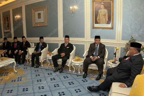 TUANKU SYED SIRAJUDDIN PUTRA JAMALULLAIL