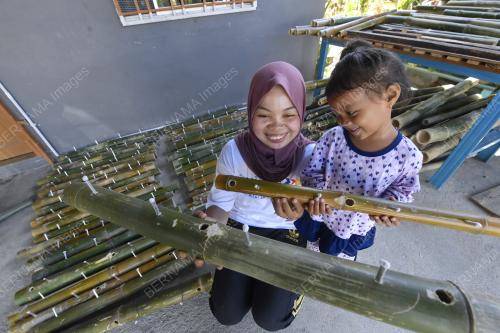PELITA BULUH (PANJUT)