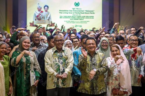 TUANKU SYED FAIZUDDIN PUTRA JAMALULLAIL