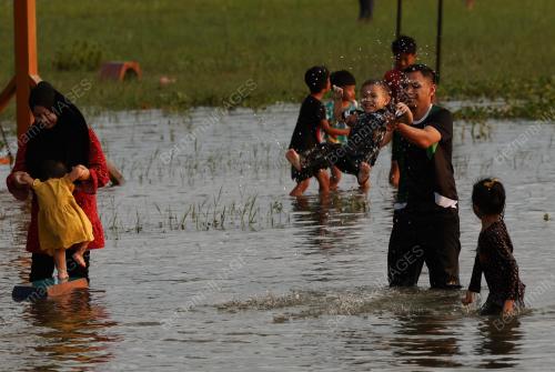 RIADAH DI TASIK TIMAH TASOH