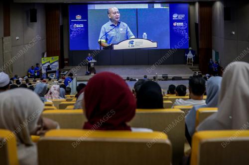 PROF. TS DR ZALIMAN SAULI