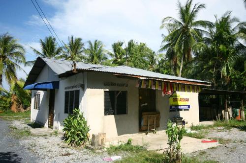 SITI AISHAH HAMID