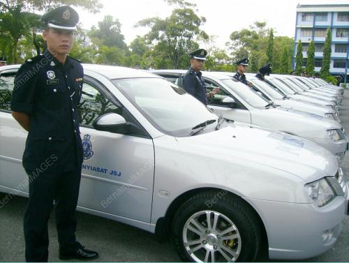 PENYERAHAN KERETA PEGAWAI PENYIASAT
