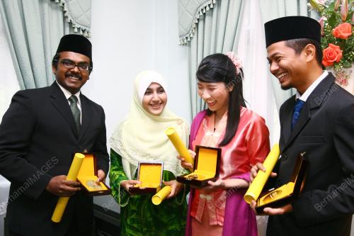 ANUGERAH PELAJARAN DIRAJA USM