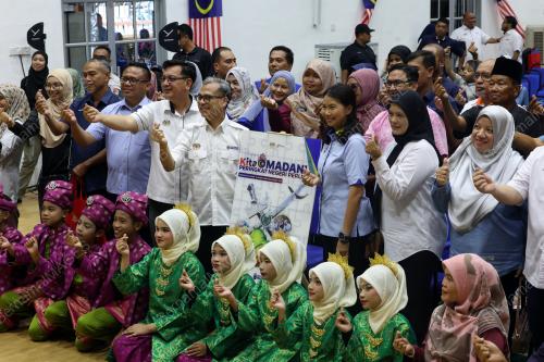FAHMI FADZIL