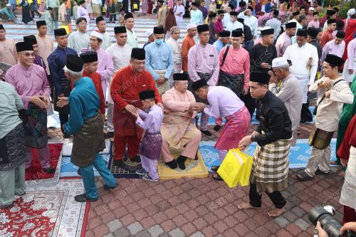 SOLAT SUNAT AIDILFITRI