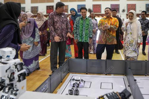 TUANKU SYED FAIZUDDIN PUTRA JAMALULLAIL