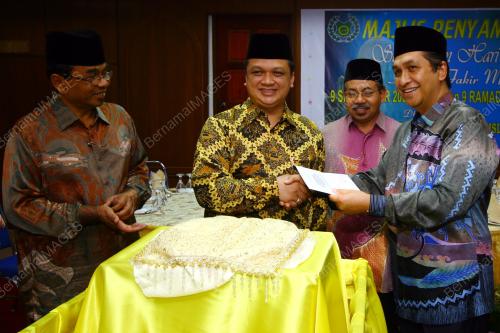 TUANKU SYED FAIZUDDIN PUTRA JAMALULLAIL