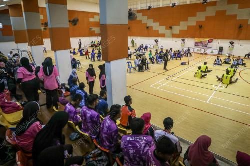 BOLA TAMPAR DUDUK