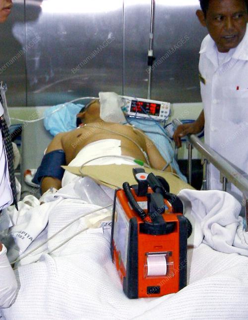PENGAWAL KESELAMATAN TERKENA TEMBAKAN
