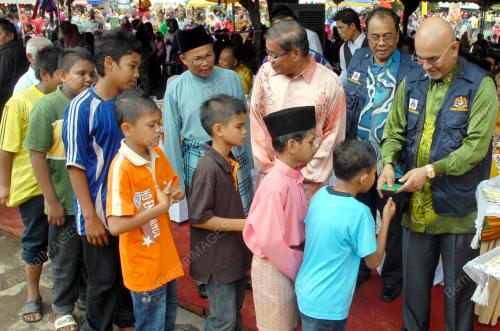 DATUK MAGLIN DENNIS D'CRUZ