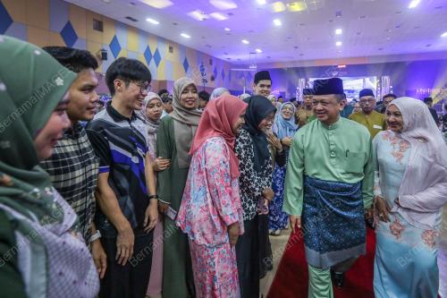 TUANKU SYED FAIZUDDIN PUTRA JAMALULLAIL