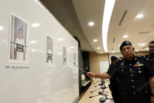 BADERULHISHAM BAHARUDIN