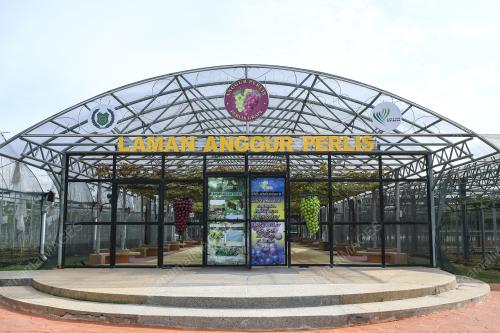 PELANCONGAN DOMESTIK