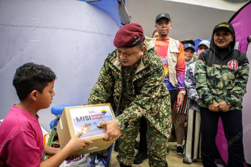 TUANKU SYED FAIZUDDIN PUTRA JAMALULLAIL