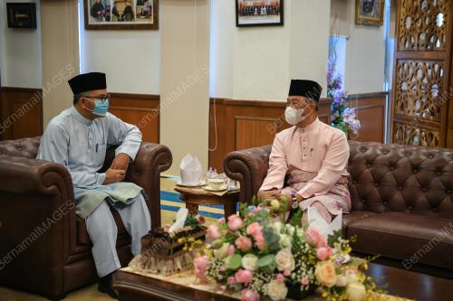 TAN SRI MUHYIDDIN YASSIN