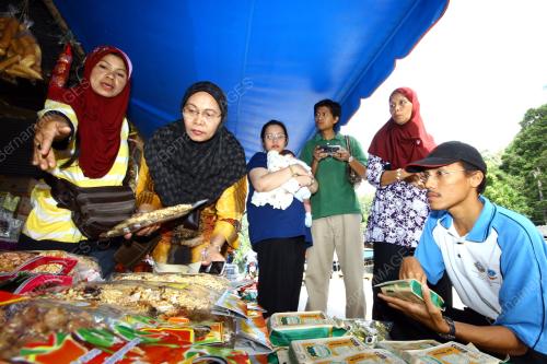 WANG KELIAN KINI DIBUKA