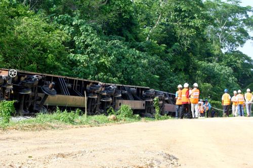 GERABAK KERETAPI TERGELINCIR