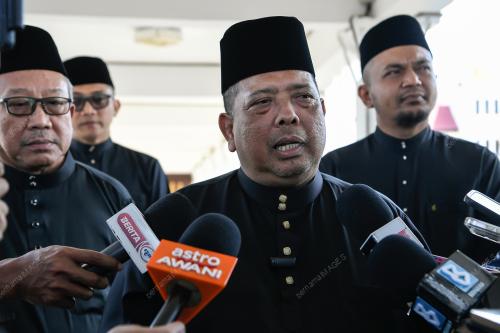 TUANKU SYED SIRAJUDDIN JAMALULLAIL