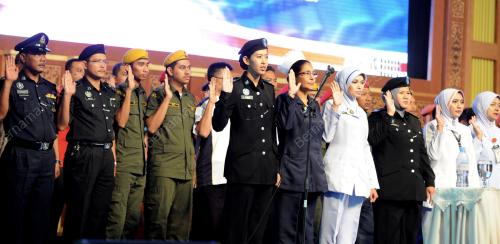 PR07_08102013_IKRAR_BAHASA