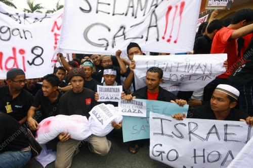 DEMONSTRASI AMAN BANTAH ISRAEL