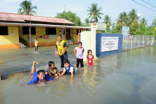 BUDAK MAIN BANJIR