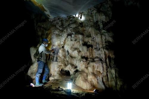 LUKISAN GUA DI GUA SEMADONG