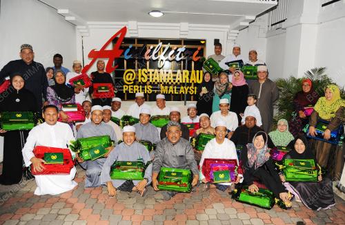 PR07_16072015_PEKERJA_ISTANA