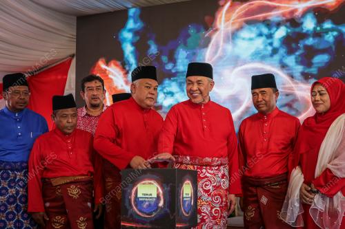 AHMAD ZAHID HAMIDI