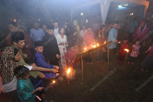 PR08_16072015_AMBANG_RAYA