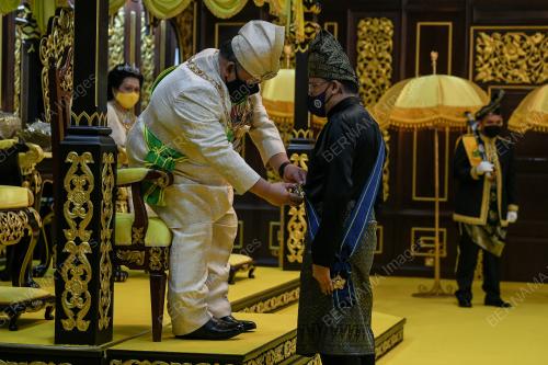 TUANKU SYED SIRAJUDDIN PUTRA JAMALULLAIL