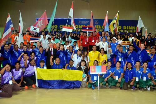 PR08_22102014_WOODBALL