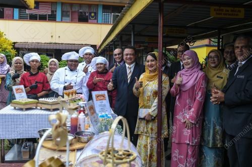 PEMANGKU RAJA PERLIS TUANKU SYED FAIZUDDIN PUTRA JAMALULLAIL