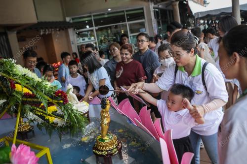 HARI WESAK