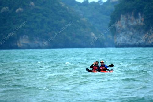 EKSPEDISI KAYAK TAHUN BARU 2022