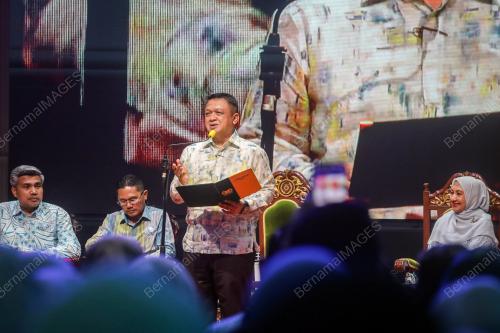 TUANKU SYED FAIZUDDIN PUTRA JAMALULLAIL