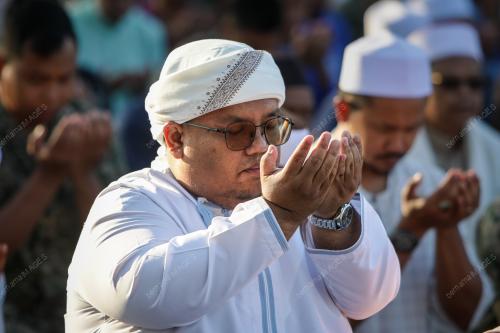 SOLAT AL ISTISQA'