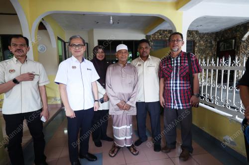 FAHMI FADZIL