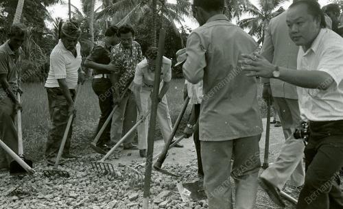 PR09_260690_LAWATAN