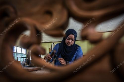 HAMIZAH HASSAN