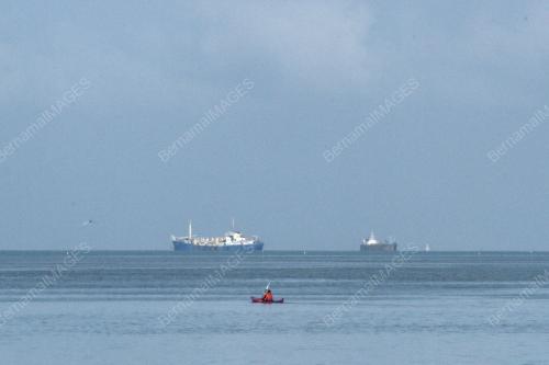 PR10_15042001_KAYAK_SOLO