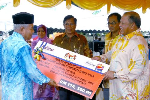 PR10_19052012_JAMUAN_TEH