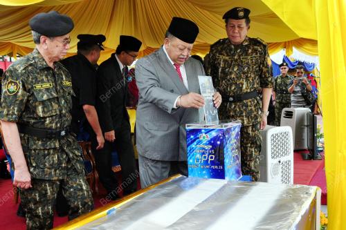 PR10_27092014_RAJA_PERLIS