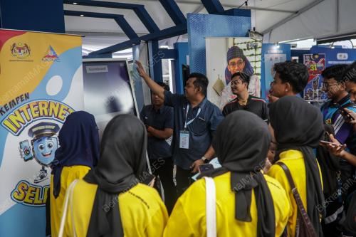 PERLIS CONNECT