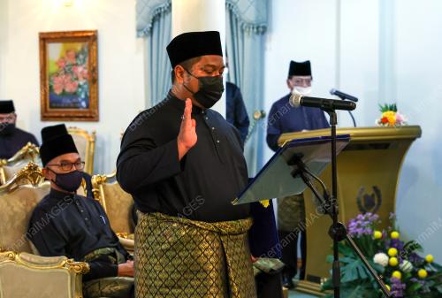 MUHAMMAD AZMIR AZIZAN